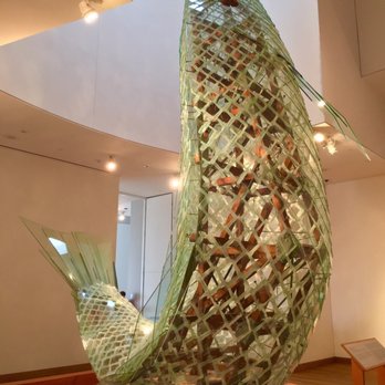 Weisman Art Museum - "Standing Glass Fish" (1986) by Frank Gehry - Art Museums Near Me - Minneapolis, Minnesota Weisman Art Museum - "Standing Glass Fish" (1986) by Frank Gehry - Art Museums Near Me - Minneapolis, Minnesota