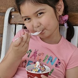 Houseman's Ice Cream - A very happy ice cream eater!