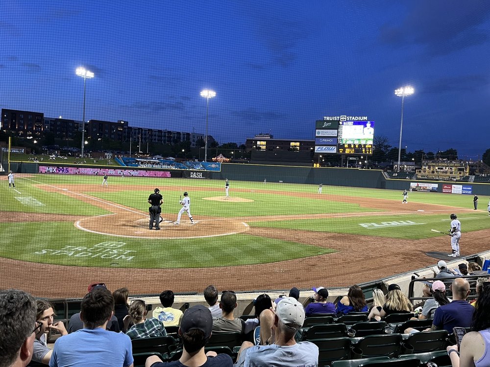 TRUIST STADIUM Updated October 2024 137 Photos & 43 Reviews 951