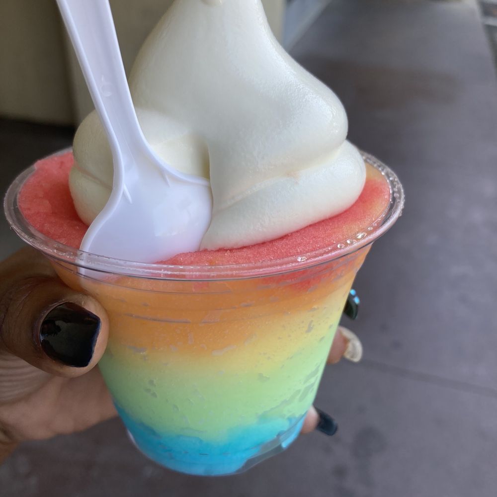 Sweet and Shavery - Desserts Near Me - Davis, California