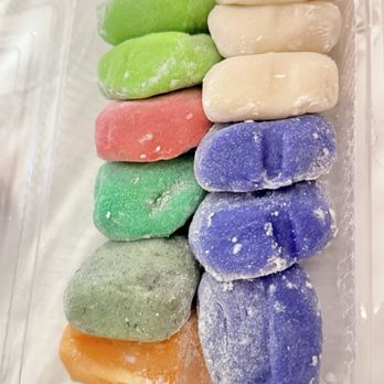 Nisshodo Candy Store - Candy Stores Near Me - Honolulu, Hawaii