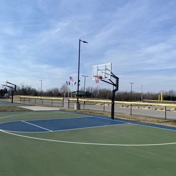 Mount Washington Basketball Courts - Basketball Courts Near Me - Mount Washington, Kentucky