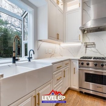 Level Up Construction & Remodeling - High end kitchen renovation project
Custom cabinets
Quartz countertop
Quartz backsplash & more - General Contractors Near Me - Seattle, Washington Level Up Construction & Remodeling - High end kitchen renovation project
Custom cabinets
Quartz countertop
Quartz backsplash & more - General Contractors Near Me - Seattle, Washington