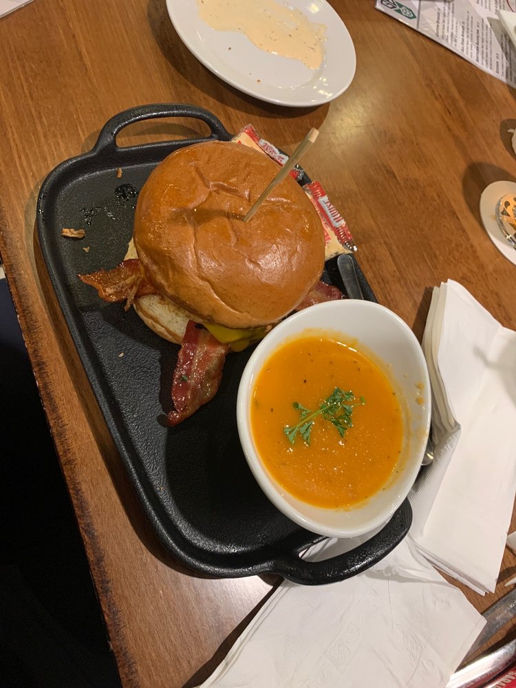 Gaston Brewing Restaurant