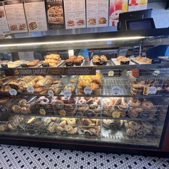 Einstein Bros. Bagels - Bagels Near Me - Pasadena, California