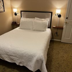Trumpeter Inn Bed & Breakfast - Sage room