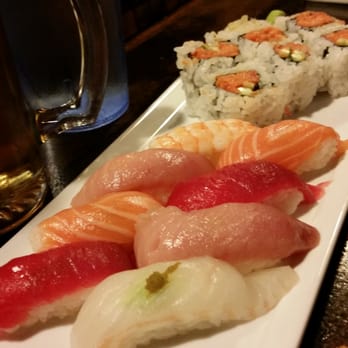 Kuru Kuru Sushi - Mix sushi with spicy tuna roll - Sushi Bars Near Me - Burbank, California Kuru Kuru Sushi - Mix sushi with spicy tuna roll - Sushi Bars Near Me - Burbank, California
