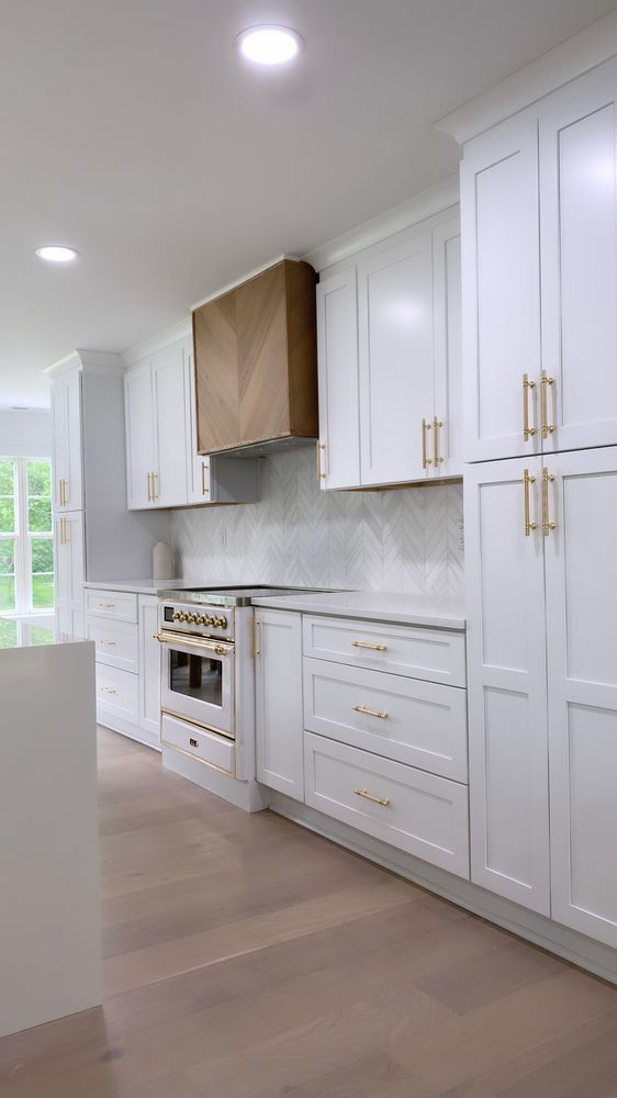 Slide of MC Kitchen & Renovation