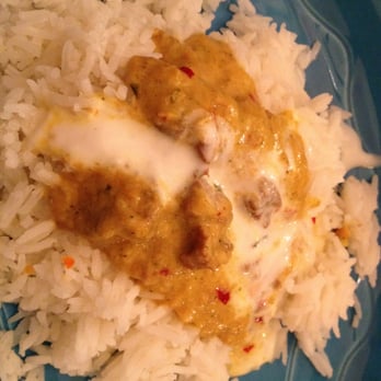 India Palace - Lamb curry made w/ incorrect style rice - Indian Near Me - Duluth, Minnesota