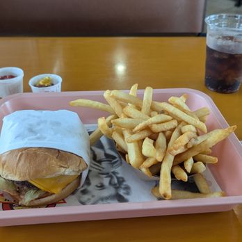 Tomy's Hamburgers - Burgers Near Me - Garden Grove, California Tomy's Hamburgers - Burgers Near Me - Garden Grove, California
