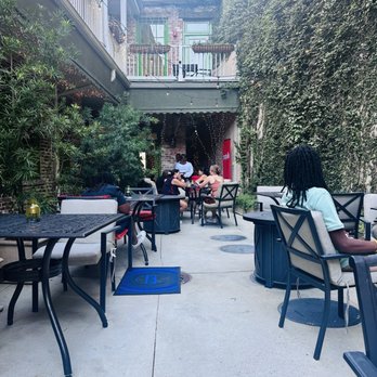 Vyoone's - Outdoor Patio - French Near Me - New Orleans, Louisiana Vyoone's - Outdoor Patio - French Near Me - New Orleans, Louisiana