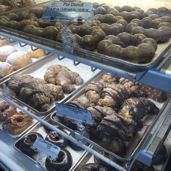 Liliha Bakery - Bakeries Near Me - Honolulu, Hawaii