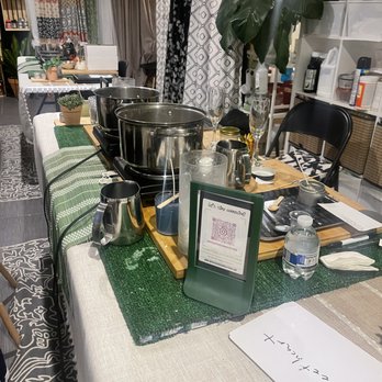 Above Average Candle Studio - Candle Stores Near Me - Chicago, Illinois