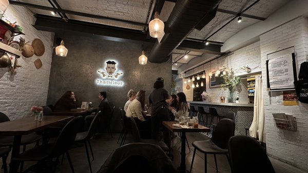 Thailicious ( Thai Food) by null