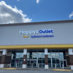 Happys  Outlet