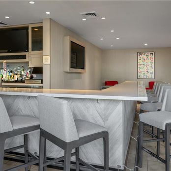 Hilton Garden Inn Eugene/Springfield - BarLounge - Hotels Near Me - Springfield, Oregon