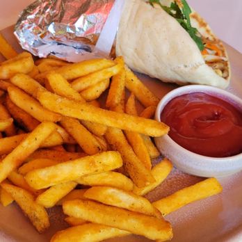 Strawberry Moon - Chicken - Mediterranean Near Me - Miami Beach, Florida