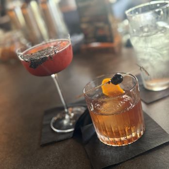 Eureka! - Old Fashioned & The Floor is Lava. The old fashioned was solid but for the floor is lava drink was a bit harsh. - Burgers Near Me - Ontario, California Eureka! - Old Fashioned & The Floor is Lava. The old fashioned was solid but for the floor is lava drink was a bit harsh. - Burgers Near Me - Ontario, California