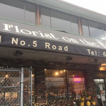 Florist on the Fifth - Florists Near Me - Richmond, British Columbia Florist on the Fifth - Florists Near Me - Richmond, British Columbia