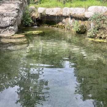 Carlito Springs - Hiking Near Me - Cedar Crest, New Mexico