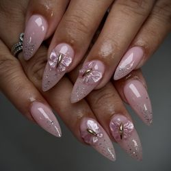 Milano Nail Spa Manvel