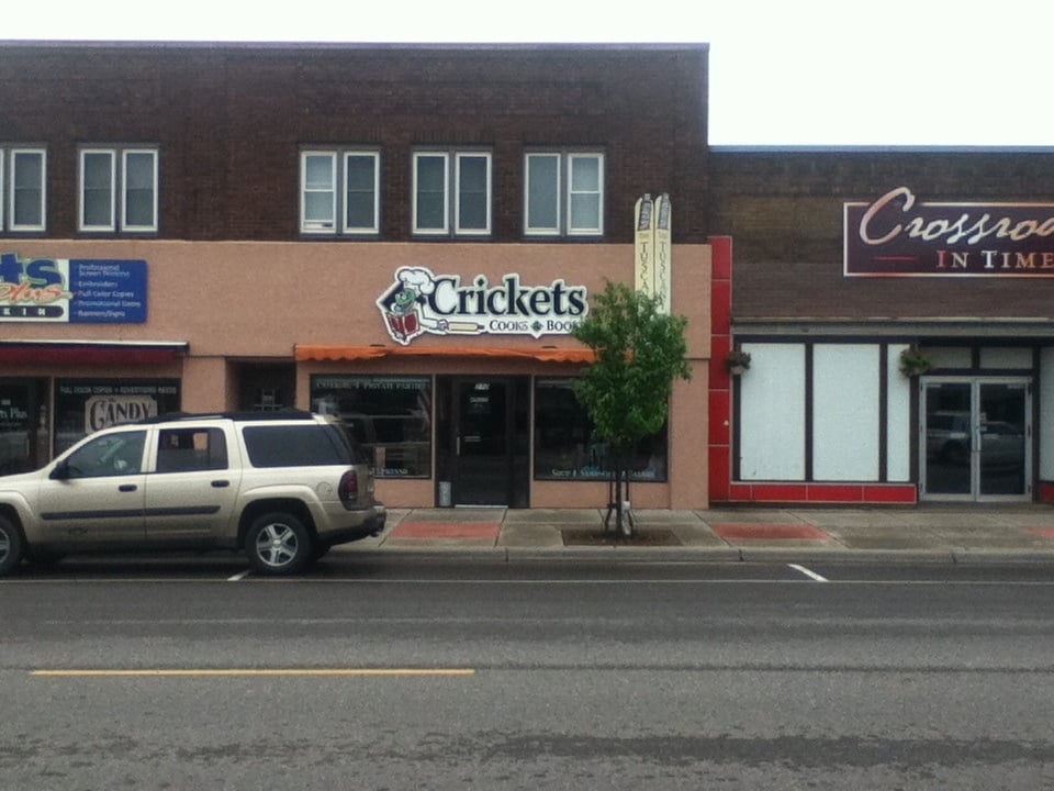 CRICKET’S COOK’S & BOOK’S Updated September 2024 210 Minnesota Ave