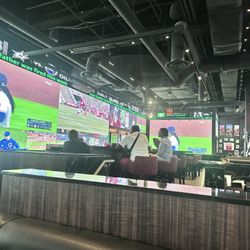 Draft Kings - Good sports watching venue