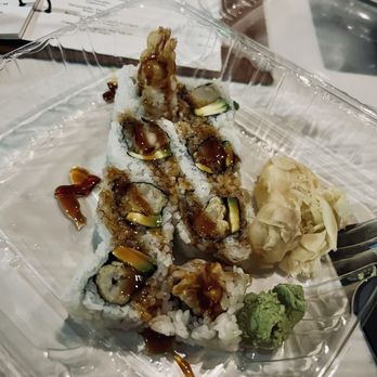 Wave Sushi - Shrimp Tempura Roll - Asian Fusion Near Me - Maitland, Florida
