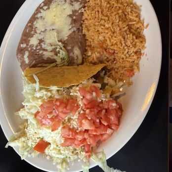Zapopan Grill - Two tacos, refried beans and Mexican rice - Mexican Near Me - Chelsea, Alabama