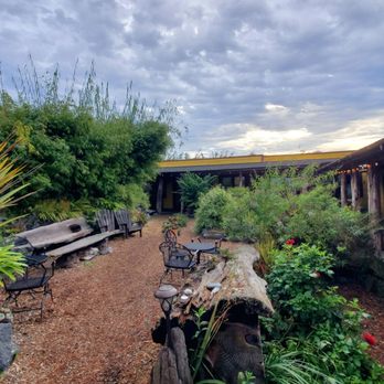 The Front Porch Inn - Resorts Near Me - Arcata, California The Front Porch Inn - Resorts Near Me - Arcata, California