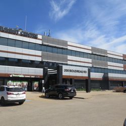 St Albert Summit Family Dental - Ample free parking and elevator access to 3rd floor