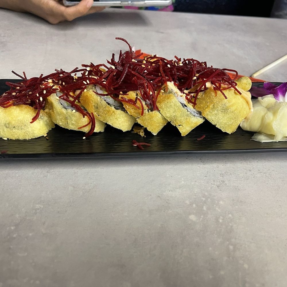 Keyaki Sushi - Spicy Tuna Roll - Sushi Bars Near Me - Midvale, Utah Keyaki Sushi - Spicy Tuna Roll - Sushi Bars Near Me - Midvale, Utah