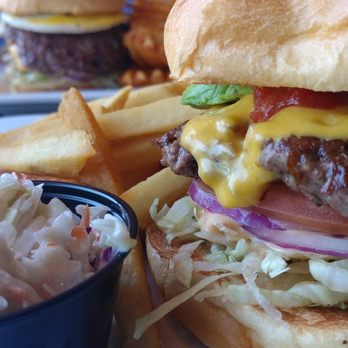 Famous Hamburger - Dearborn - Burgers Near Me - Dearborn, Michigan Famous Hamburger - Dearborn - Burgers Near Me - Dearborn, Michigan