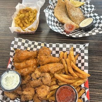 Nad's Chicken & Seafood - wing and shrimp meal, catfish and mac and cheese - Chicken Wings Near Me - Tempe, Arizona