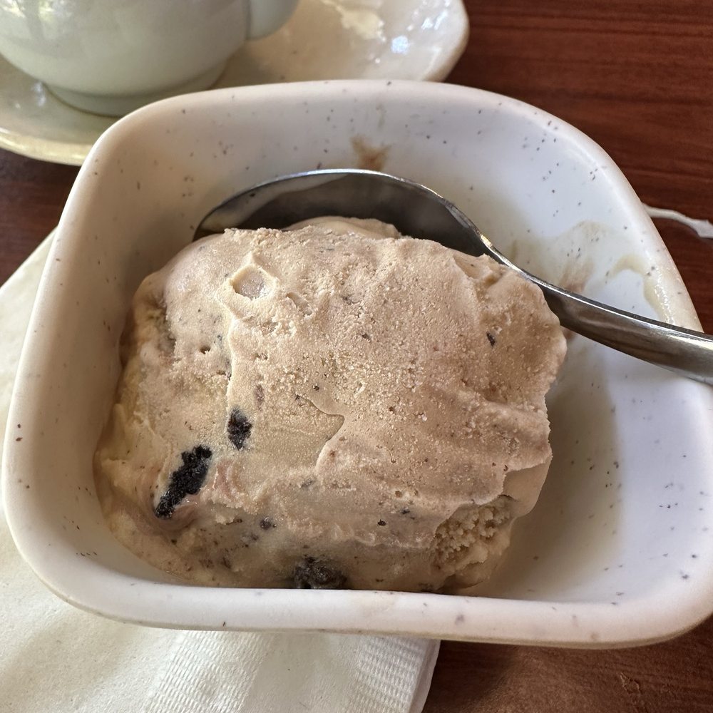 Ginza Sushi - This coffee chocolate flavored ice cream was a treat - Sushi Bars Near Me - Honolulu, Hawaii Ginza Sushi - This coffee chocolate flavored ice cream was a treat - Sushi Bars Near Me - Honolulu, Hawaii