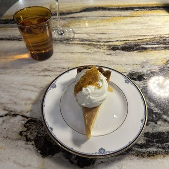 Vin Folk - Pumpkin custard tart - Wine Bars Near Me - Hermosa Beach, California Vin Folk - Pumpkin custard tart - Wine Bars Near Me - Hermosa Beach, California