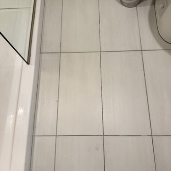 Hotel 43 - Dirty bathroom floor - Hotels Near Me - Boise, Idaho Hotel 43 - Dirty bathroom floor - Hotels Near Me - Boise, Idaho