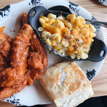 Whistle Britches - Plano - Nashville chicken tenders, Mac n' cheese, biscuit - American Near Me - Plano, Texas Whistle Britches - Plano - Nashville chicken tenders, Mac n' cheese, biscuit - American Near Me - Plano, Texas