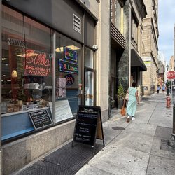 Bill's Breakfast & Lunch
