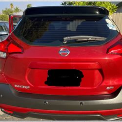 Azusa Hand Car Wash - Shiny in spite of the heavy wind