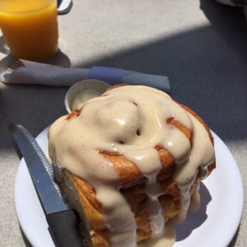 Schooner or Later - Cinnamon roll! - Sandwiches Near Me - Long Beach, California