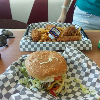 Christo's - Beauty! - Burgers Near Me - Sarnia, Ontario Christo's - Beauty! - Burgers Near Me - Sarnia, Ontario