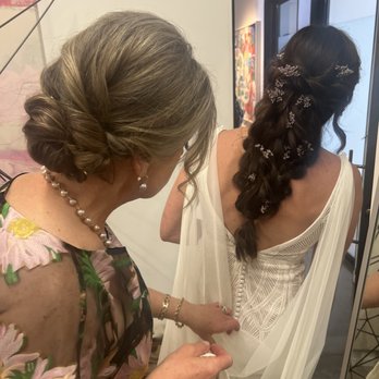 Clementine's Salon - Hair Salons Near Me - Aurora, Colorado
