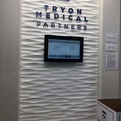 Shelton G Ryan, MD