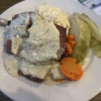 McNamara's Pub & Restaurant - Corned Beef and Cabbage - American Near Me - Arlington, Virginia