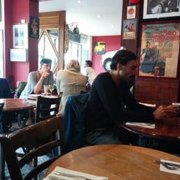 16:00 on a Saturday