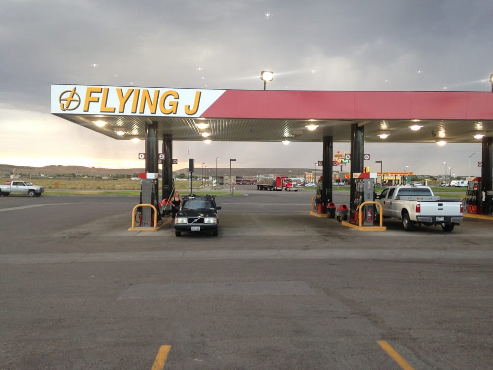 LUCKY J CASINO Updated June 2024 193 S Hwy 93, Wells, Nevada