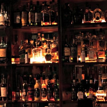 Christiansen's - Riesige Auswahl an Spirituosen - Cocktail Bars Near Me - Hamburg, HH Christiansen's - Riesige Auswahl an Spirituosen - Cocktail Bars Near Me - Hamburg, HH
