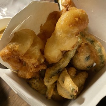 Star of Siam - Mixed tempura - Thai Near Me - Chicago, Illinois Star of Siam - Mixed tempura - Thai Near Me - Chicago, Illinois