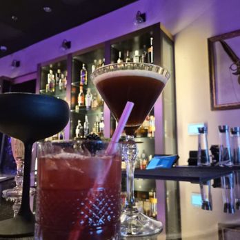 Champagne & Chocolate - Chocolatiers & Shops Near Me - Reno, Nevada